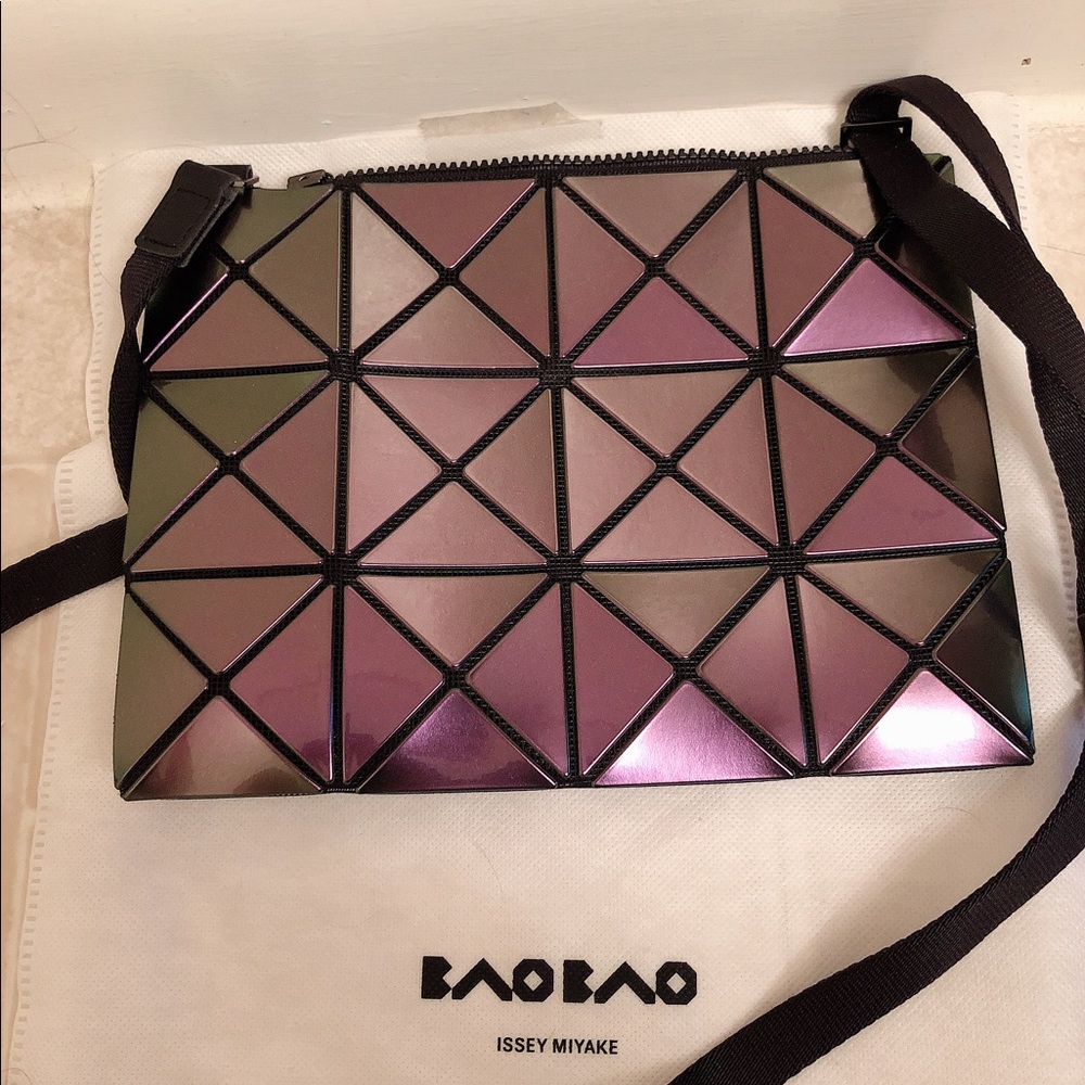 Crossbody bags